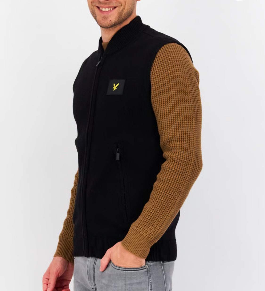 Lyle & Scott men round neck full zip Knitted vest sweater 58%