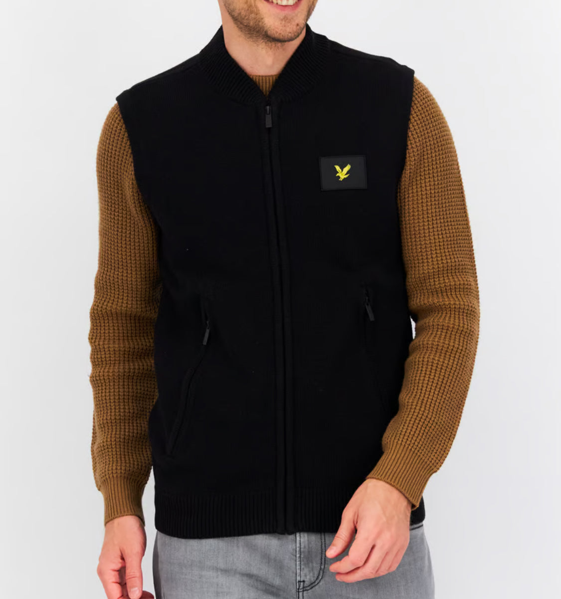 Lyle & Scott men round neck full zip Knitted vest sweater 58%