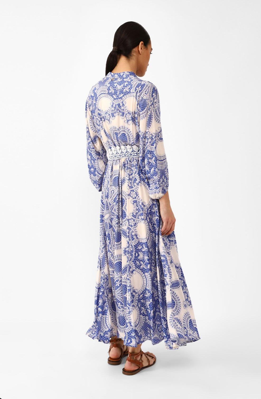 DIXIE LONG ROUND NECK DRESS WITH SASH BELT AND TWO TONE ABSTRACT PRINT AHQ9JEPA