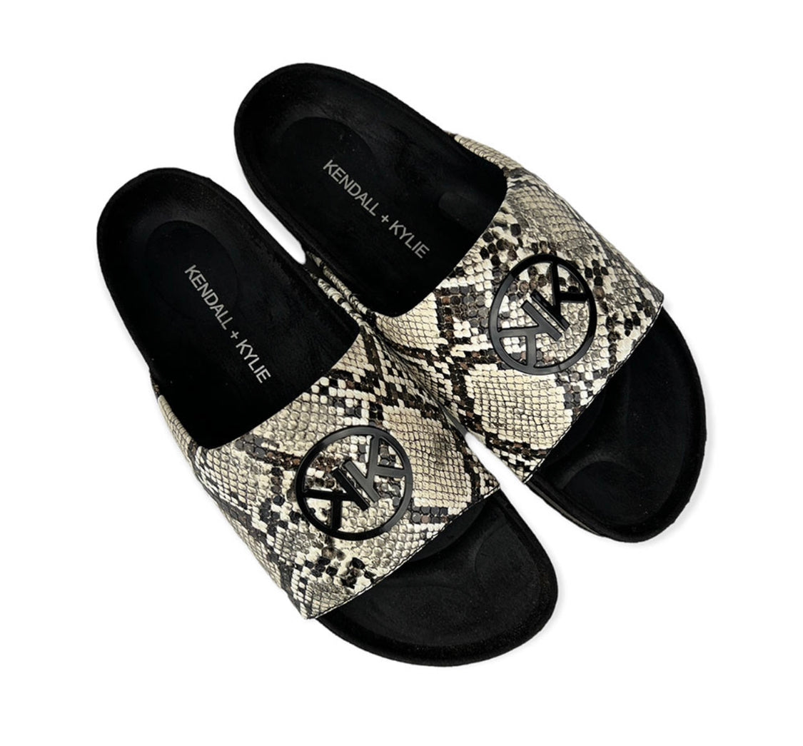 Kendall + Kylie slides BRAY